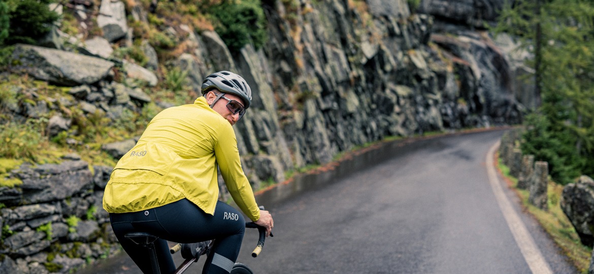 Kurtka Rowerowa Przeciwdeszczowa Light (czarna) kurtka-rowerowa-przeciwdeszowa-raso